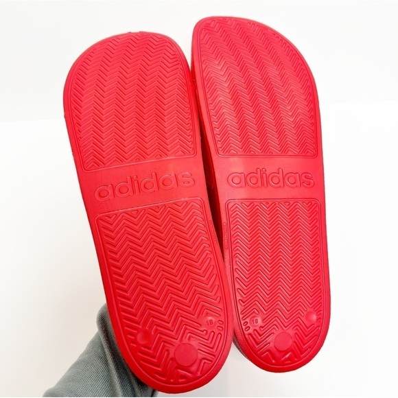 ADIDAS ADILETTE SHOWER MEN SLIDES VIVID RED SIZE 18 BRAND NEW WITH BOX - Picture 2 of 6